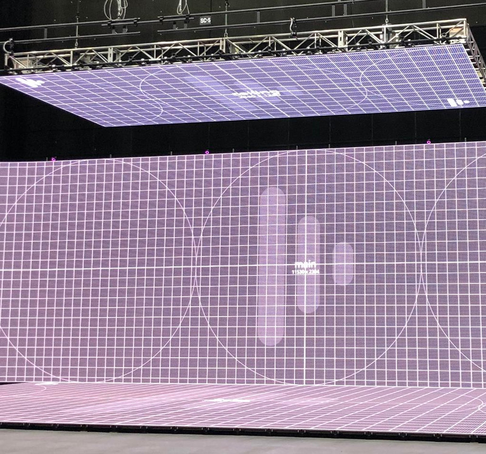 XR Floor