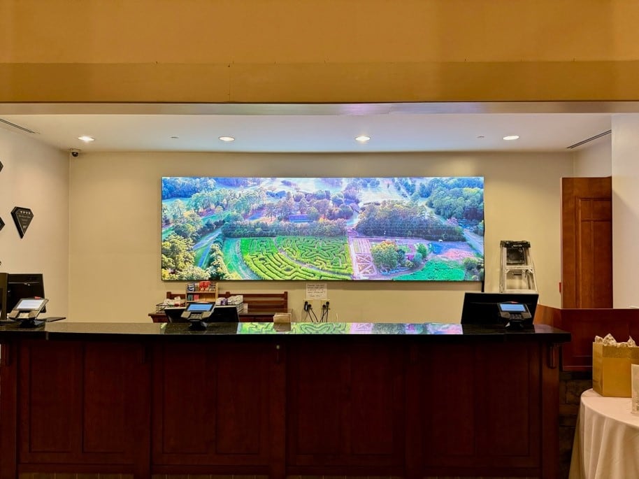 Enhancing Visitor Experience: The Role of Xeron's XR Fine Display at Callaway Gardens — installation