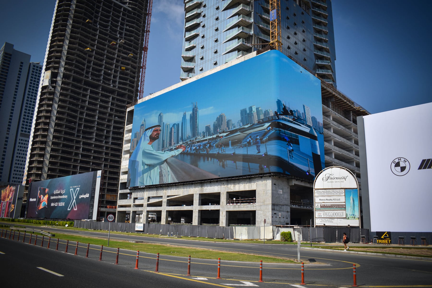 Fairmont Dubai Skyline Hotel — installation