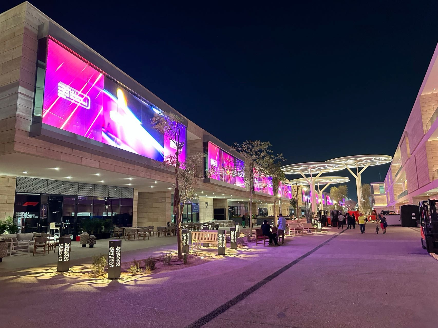 Qatar’s Formula 1 Grand Prix Shines with Xeron Transparent LED Screens — installation