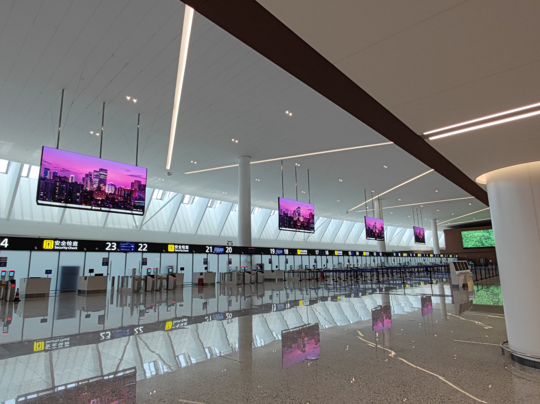 Chengdu Tianfu International Airport T2 Terminal Departure Hall — installation