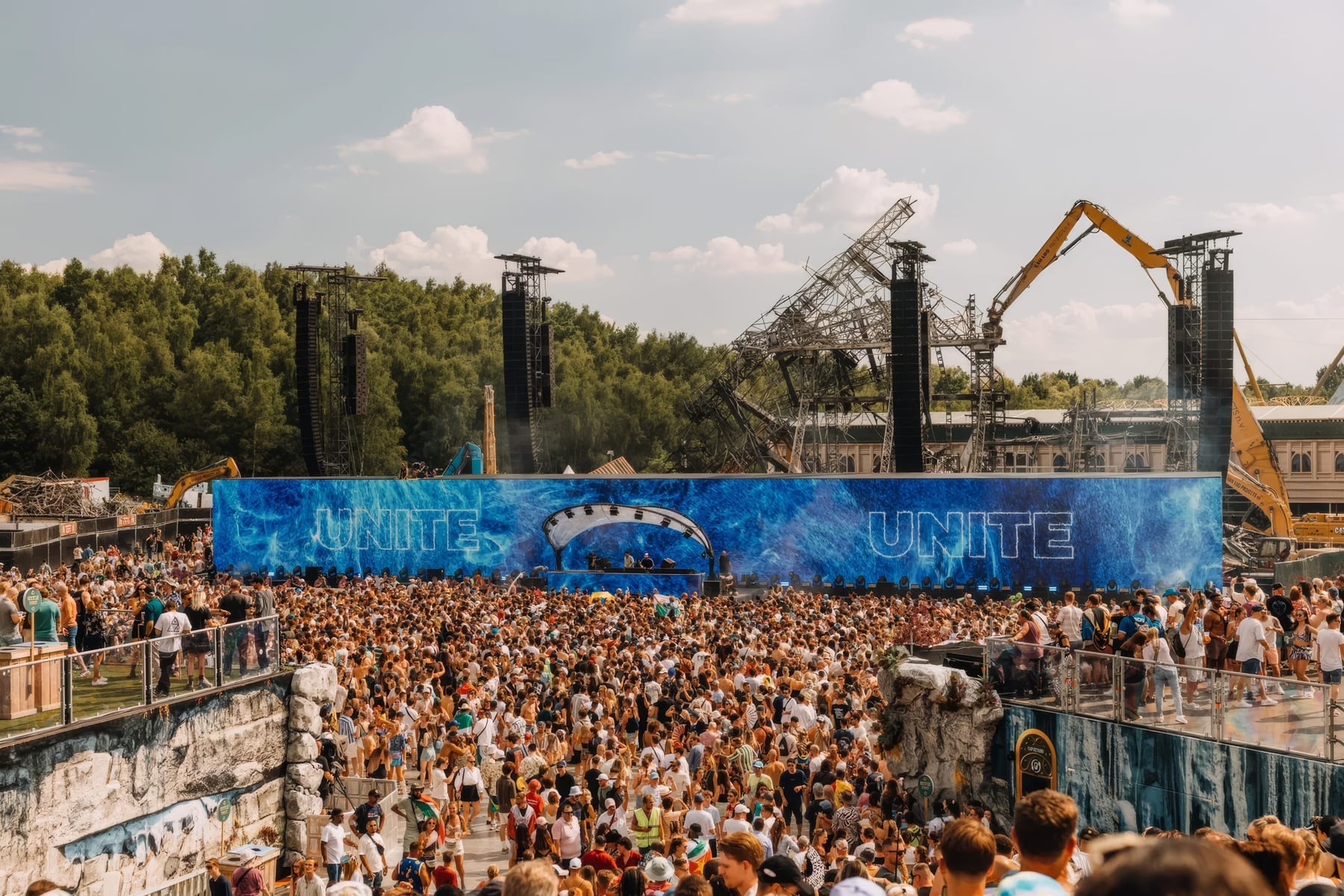 Tomorrowland 2025: Overcoming Adversity with Unity — installation